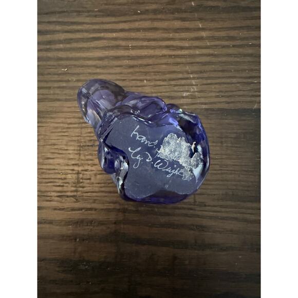 Vintage Fenton Purple Amethyst Glass Hand-Painted Frog - Picture 7 of 7